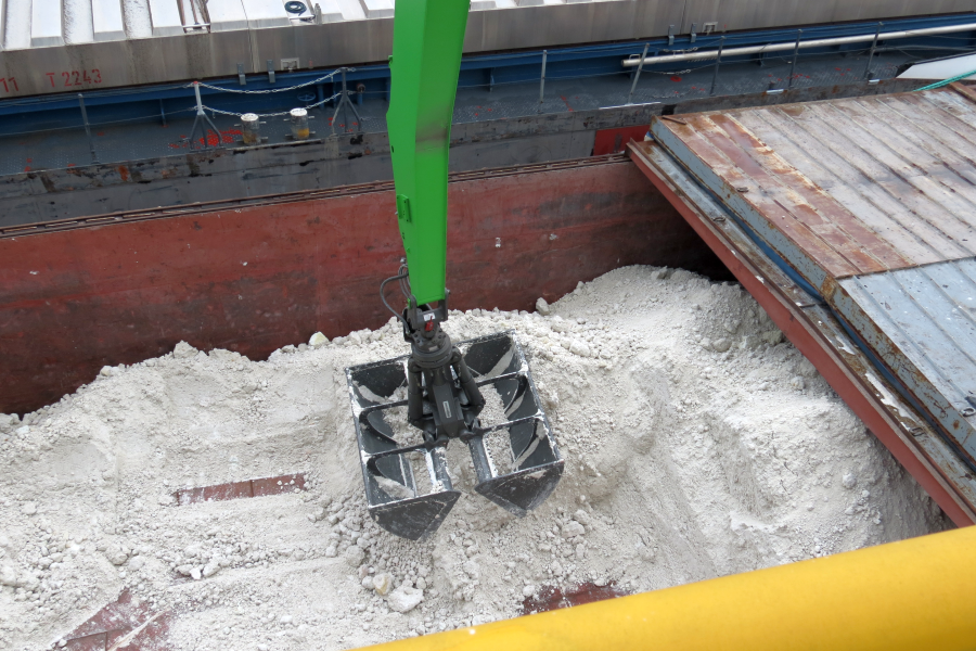 Ömlesztett áru rakodása