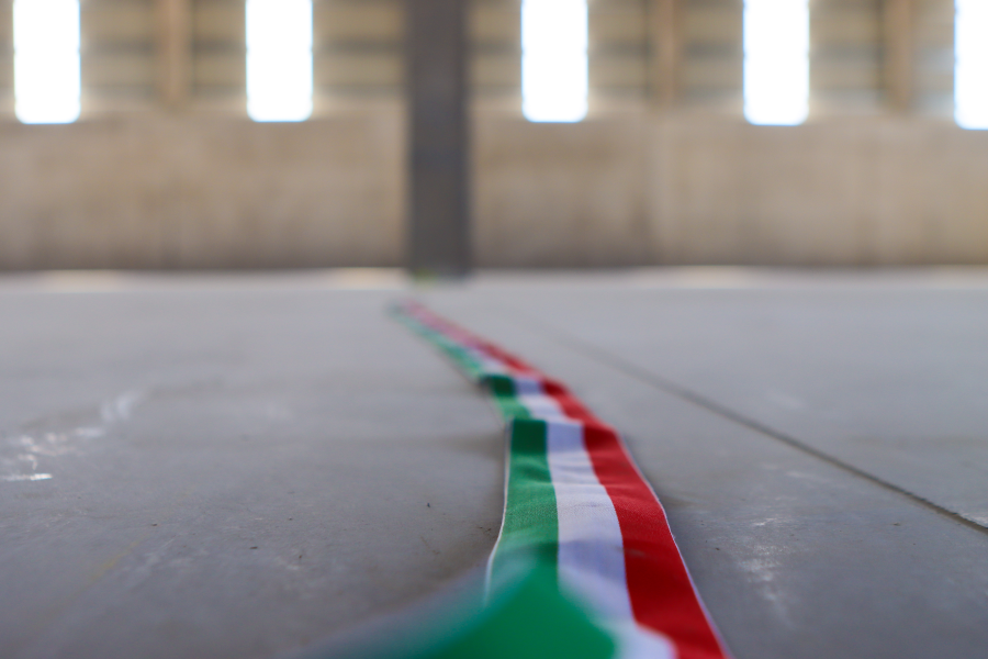 Nemzeti színű szalag