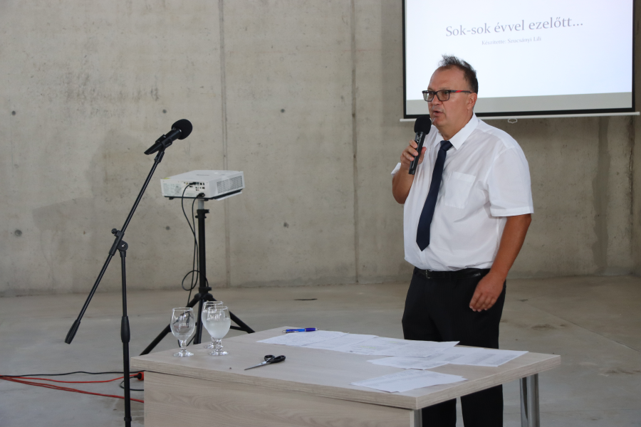 Szucsányi László megnyitó beszéde